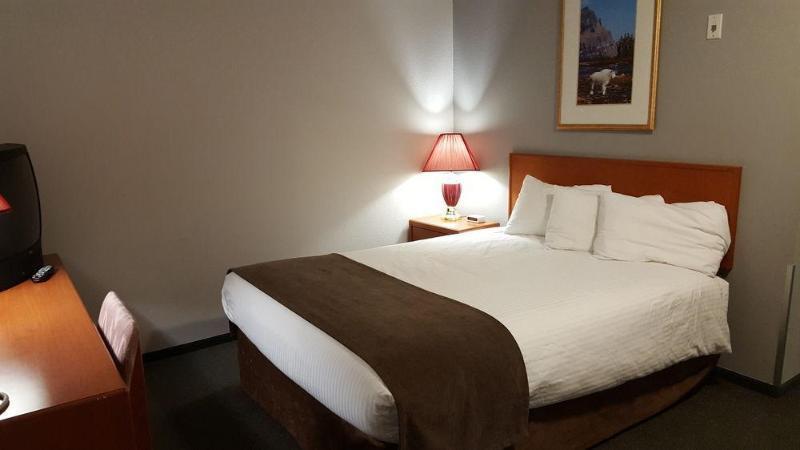 Surestay Plus Hotel By Best Western Lethbridge Bagian luar foto